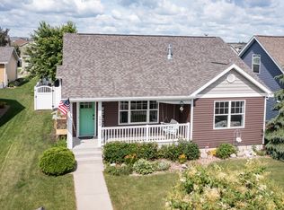 4930 Shelburne St, Bismarck, ND 58503