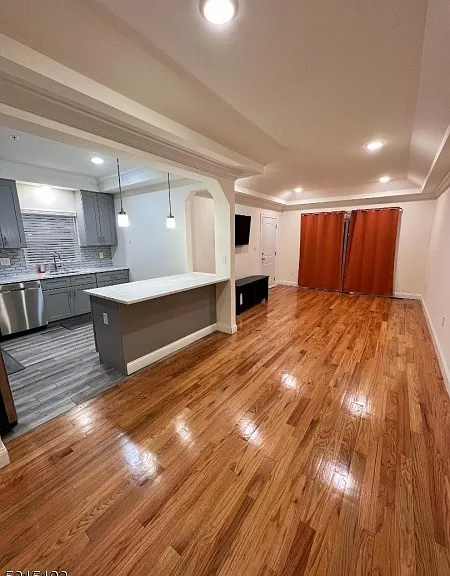 55 Hazelwood Ave — Photo 3