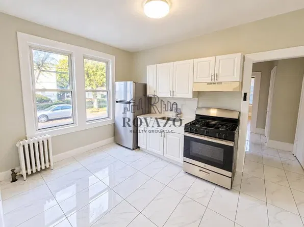 56 Fuller Pl #1R, Irvington, NJ 07111
