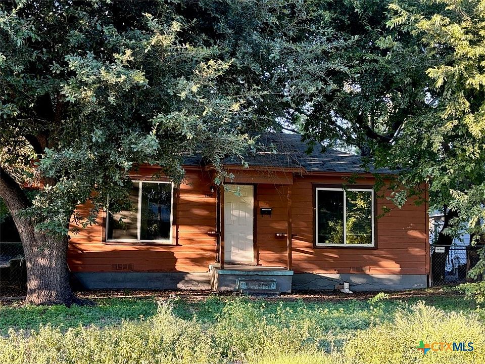 1st image of 1407 E Avenue G