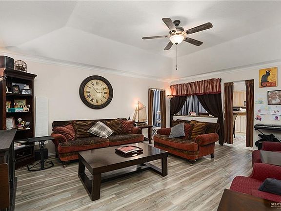 5th image of 1301 Quail Ave