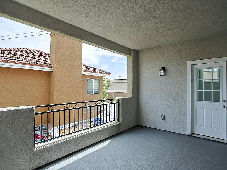 11752 Mount Fuji Ct — Photo 8