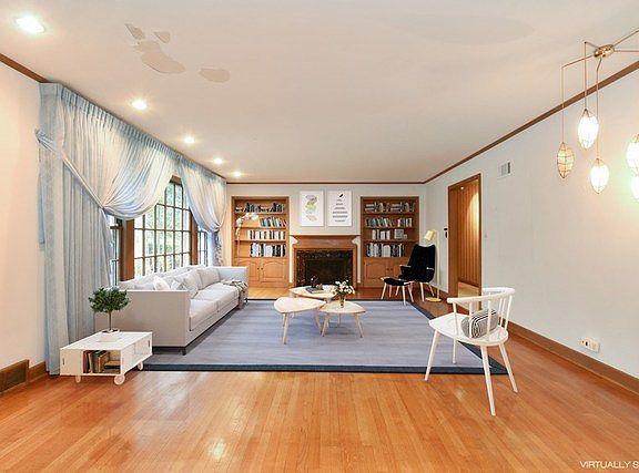 3rd image of 1091 Old Elm Ln