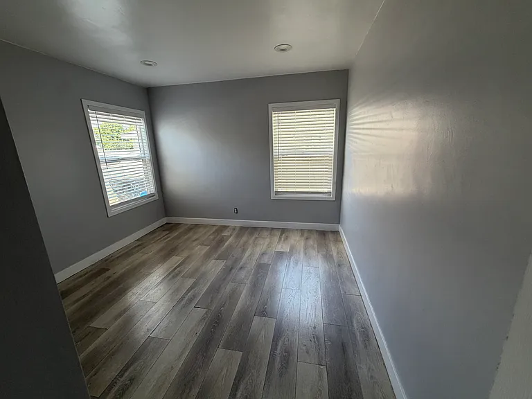 3110 Hodges Ave — Photo 6