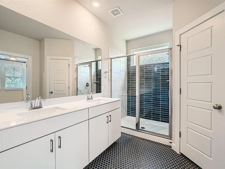 203 Pinkerton Dr — Photo 17
