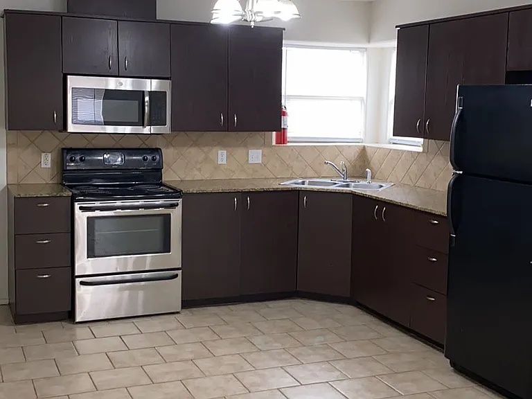 2407 Moonlight Ln #4 — Photo 7