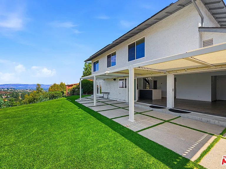 4355 Chaumont Rd — Photo 45