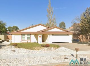 867 Swinging Spear Rd, Roswell, NM 88201