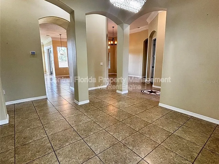 16127 Bristol Lake Cir — Photo 7