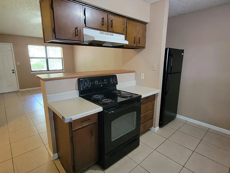 5392 Dawn Ct — Photo 8
