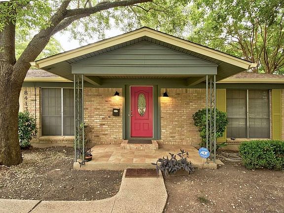 3rd image of 8413 Rockwood Ln
