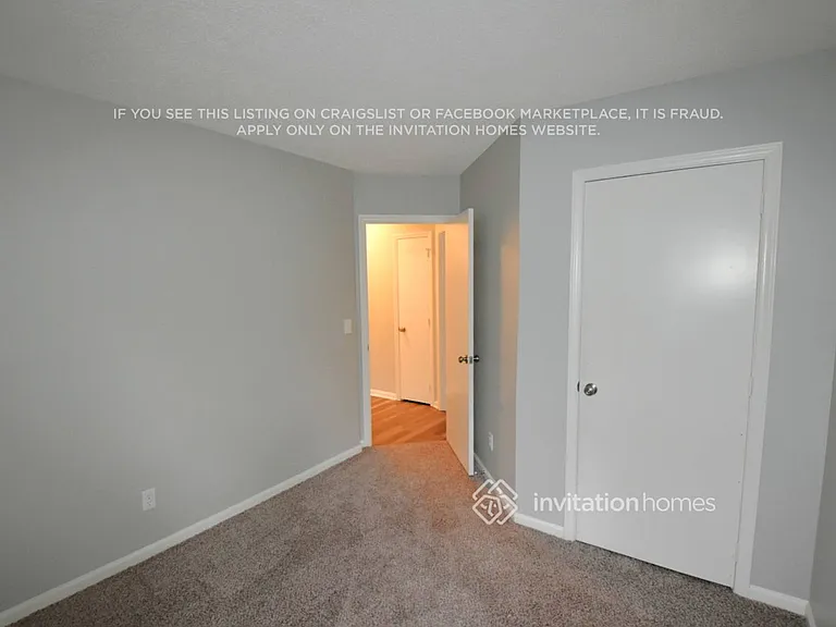 11604 Calgary Dr — Photo 6