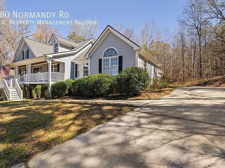 180 Normandy Rd — Photo 39