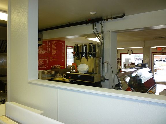 4th image of 65 Route 639