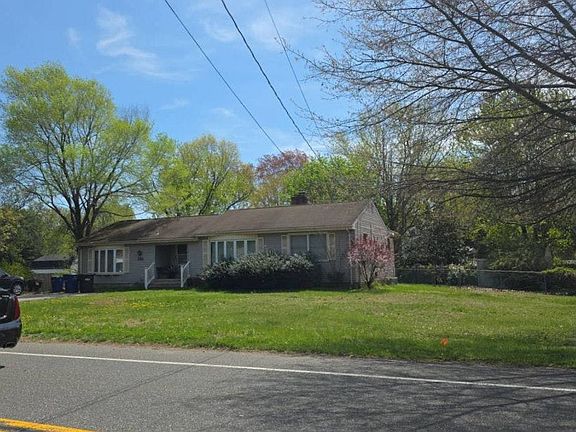 2nd image of 240 Church Rd