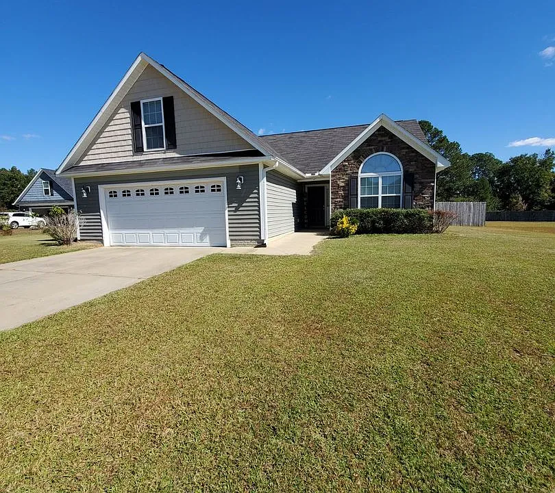 128 Strickland Ct