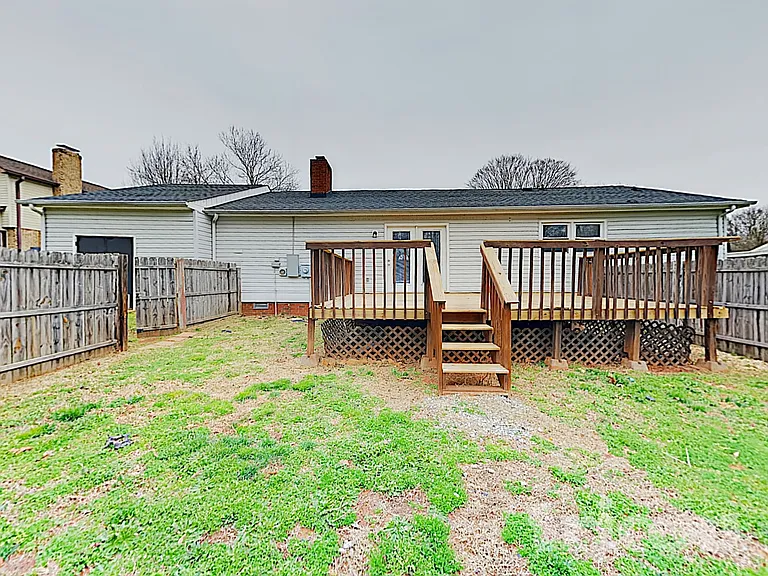 605 Colorado Ct — Photo 29