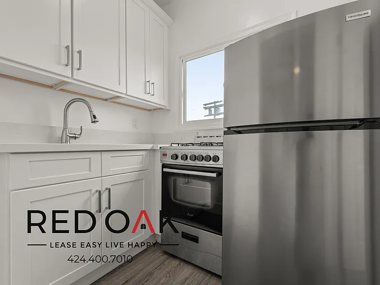 2255 W 14th St #310 — Photo 2