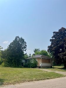 2425 Clement St, Flint, MI, 48504