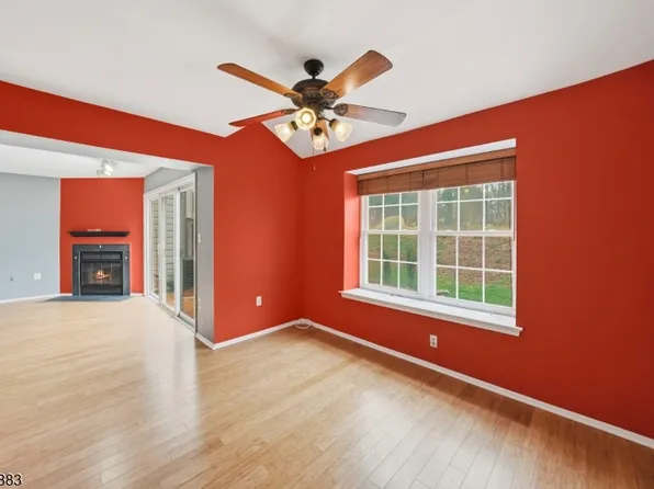 177 Hyde Park Rd, Franklin Twp., NJ 08873