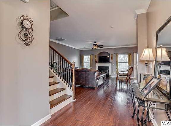 4th image of 11809 Belle Meade Cir