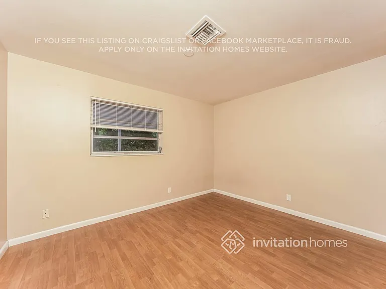 1612 NW 5th St — Photo 14