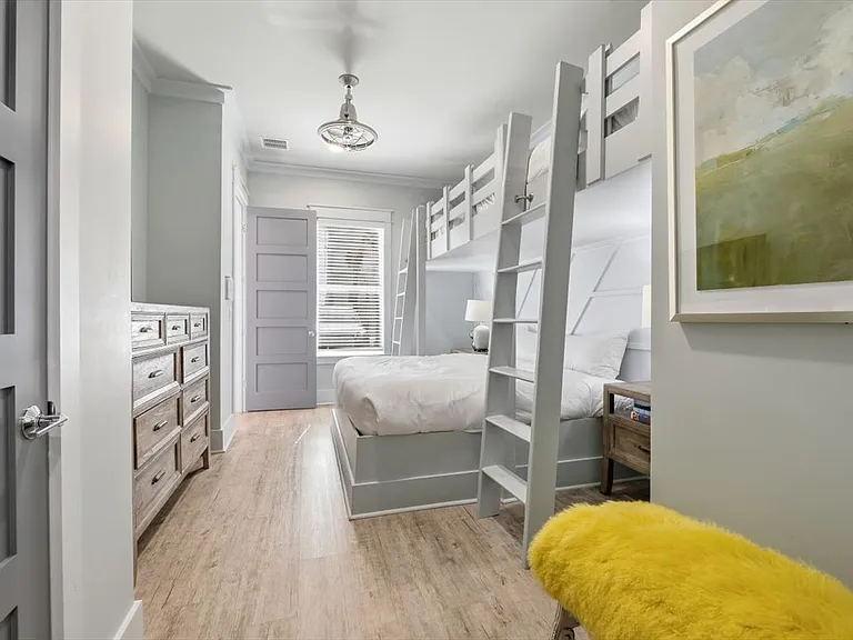 8320 Surf Dr — Photo 8