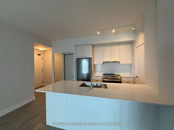 430 Square One Dr, Mississauga, ON