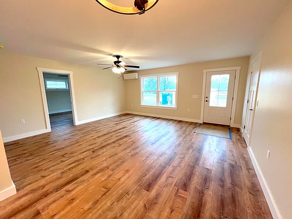 2nd image of 36 Tinker Meadow Way #30