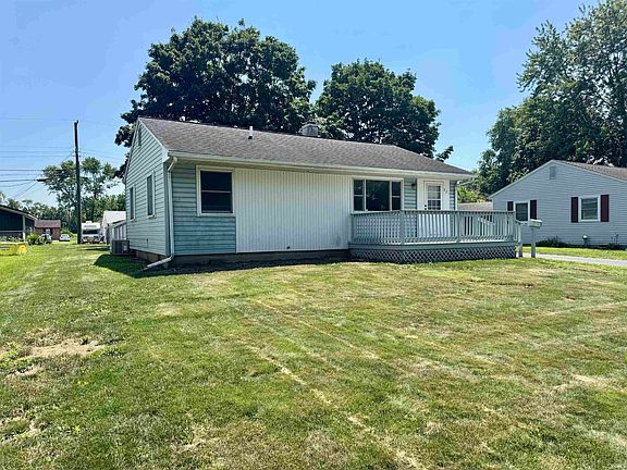 4th image of 821 Linlawn Dr