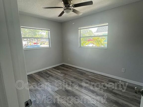 5th image of 401 S Fernwood Ave Unit 3