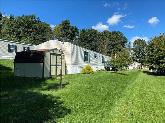 4th image of 817 Maple Ct