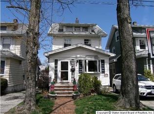 17 Nutly Pl, Staten Island, NY 10310