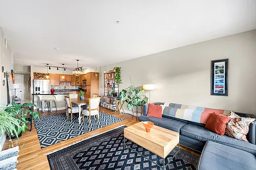2195 Decatur St #301 Photo 1