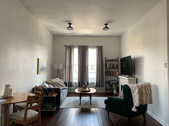 4th image of 1101 Main St #202-203-204