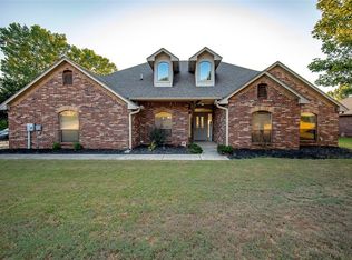 8621 Blue Heron Cv, Edmond, OK 73034