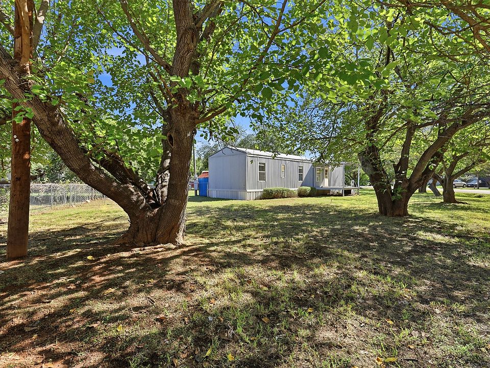 7th image of 1500 Lands End St