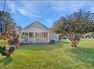 671 Flats Rd #1, Urbanna, VA 23175