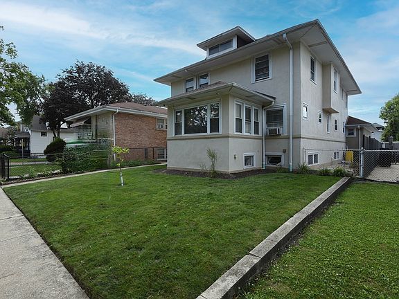 2nd image of 904 N 14th Ave