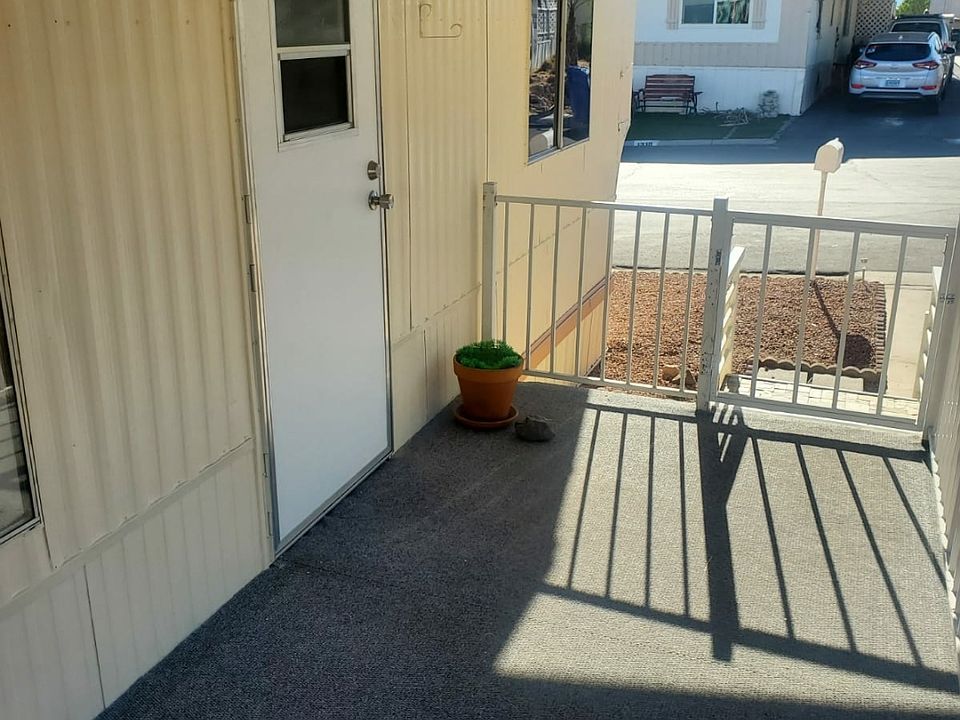 1st image of 1319 Hazelwood St