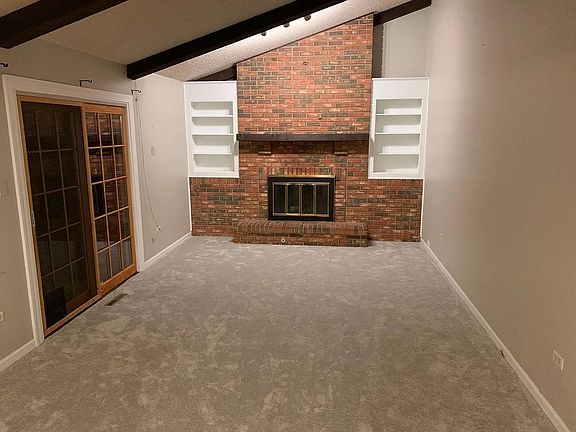 4th image of 1304 Morningstar North Washington #Court215-avenue2
