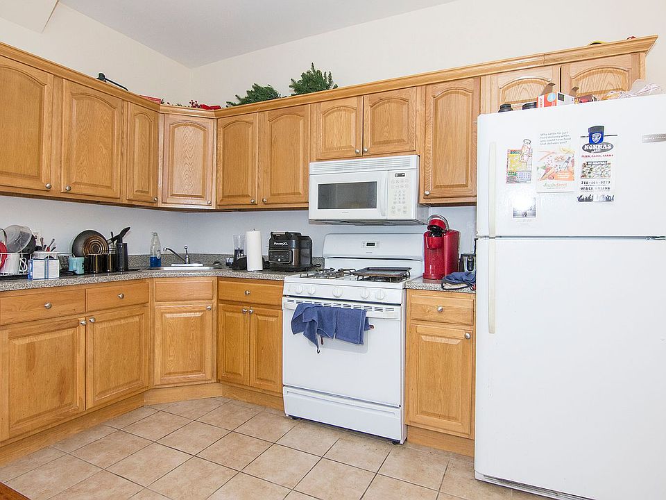 1st image of 23-12 31st St #4