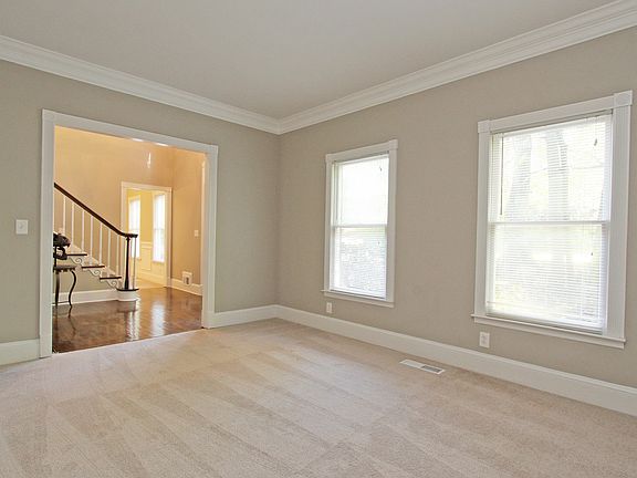 5th image of 2365 Habersham Dr SW