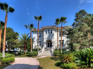 2132 Bruce Dr, Saint Simons Island, GA 31522