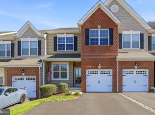 115 Mainland Square Dr, Harleysville, PA 19438