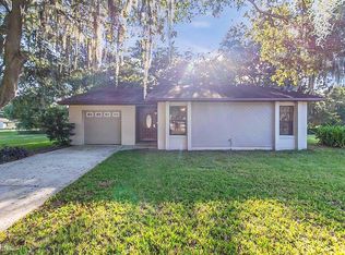 5987 Southwind Dr, Mulberry, FL 33860