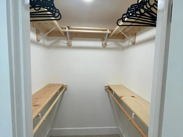 510 SE 3rd Ave #A — Photo 11
