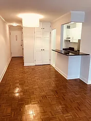 Rented by Metropolis Real Estate of Manhattan