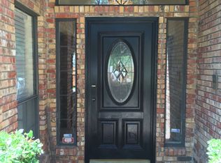 105 Stone Mountain Ct, Garland, TX 75044