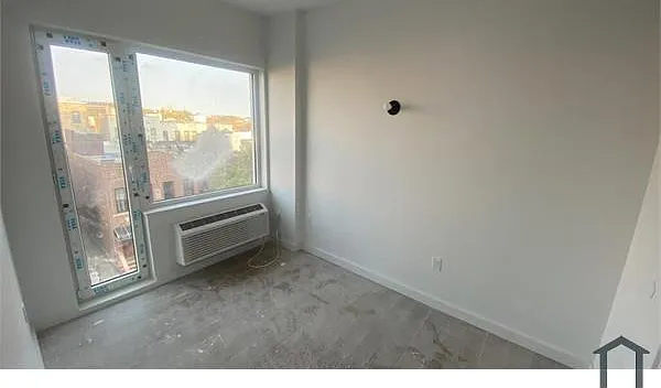2103 Union St #4I — Photo 2